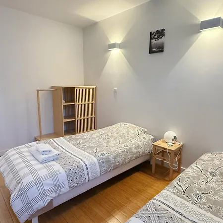 Superb Modern And Spacious Mathis Parigi